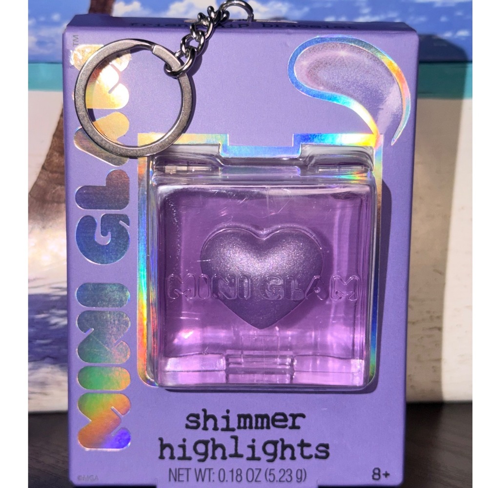 Mini Glam Shimmer Highlight Keychain Purple Heart Makeup Compact MGA New